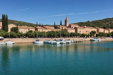 Créez une Ambiance Lounge Sophistiquée pour Votre Événement d’Entreprise : Conseils et Astuces Essentiels